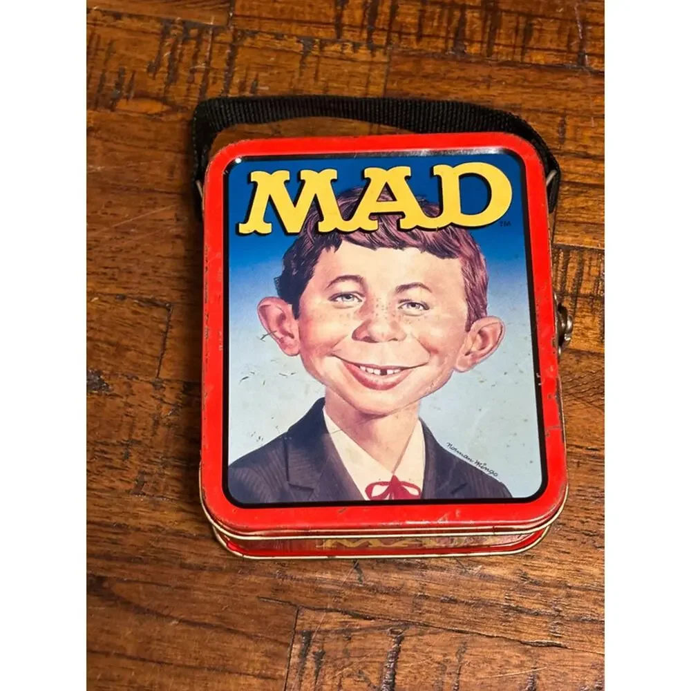 1999 Mad Magazine Alfred E. Neuman Collectible Mini Metal Lunch Box